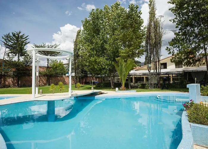 Club Centro De Convenciones Hotel 3*